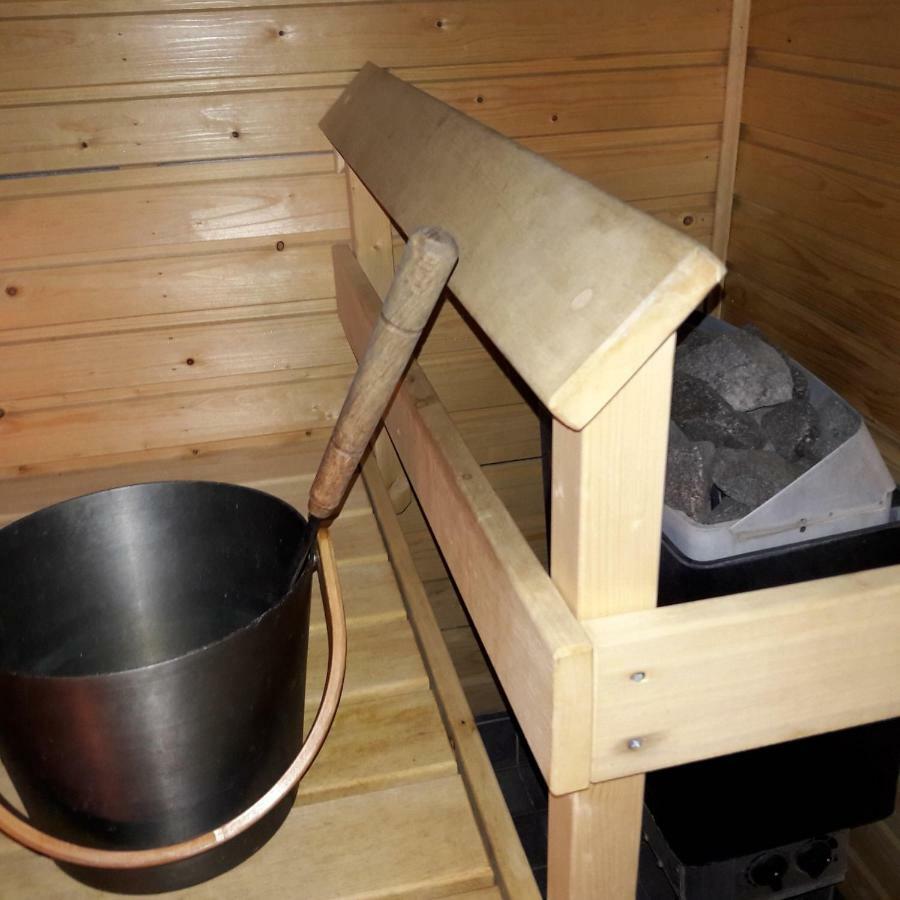 Koti Pyhaejaerven Rannalla Tampereella Ngoại thất bức ảnh