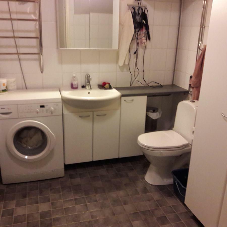 Koti Pyhaejaerven Rannalla Tampereella Ngoại thất bức ảnh