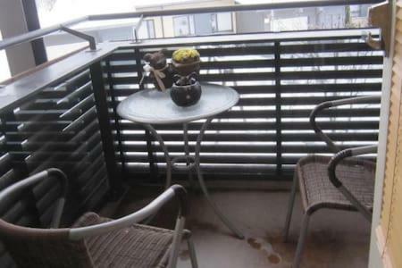 Koti Pyhaejaerven Rannalla Tampereella Ngoại thất bức ảnh